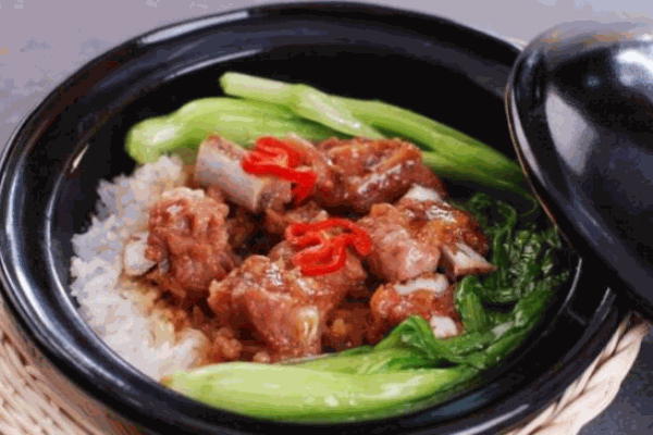 锅巴郎特色煲仔饭